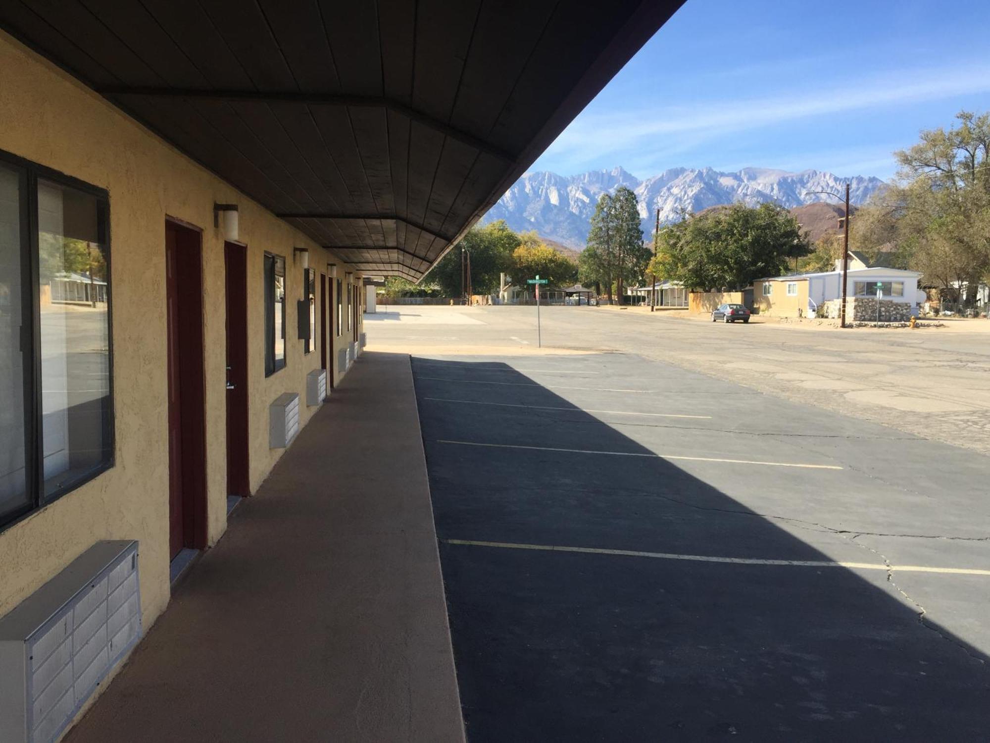 Portal Motel Lone Pine Bagian luar foto